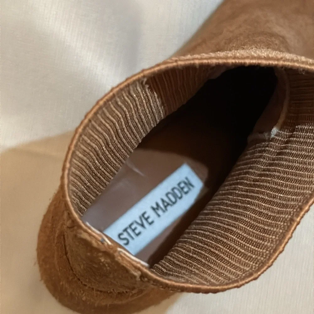 Steve Madden Tan Heeled Boots - Picture 2 of 3